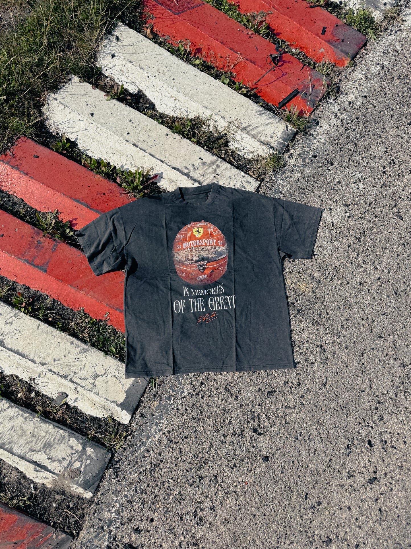 T-shirt "Helmet"