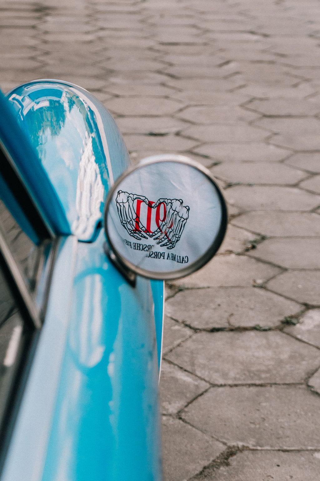 T-shirt "Call Me Porsche" White