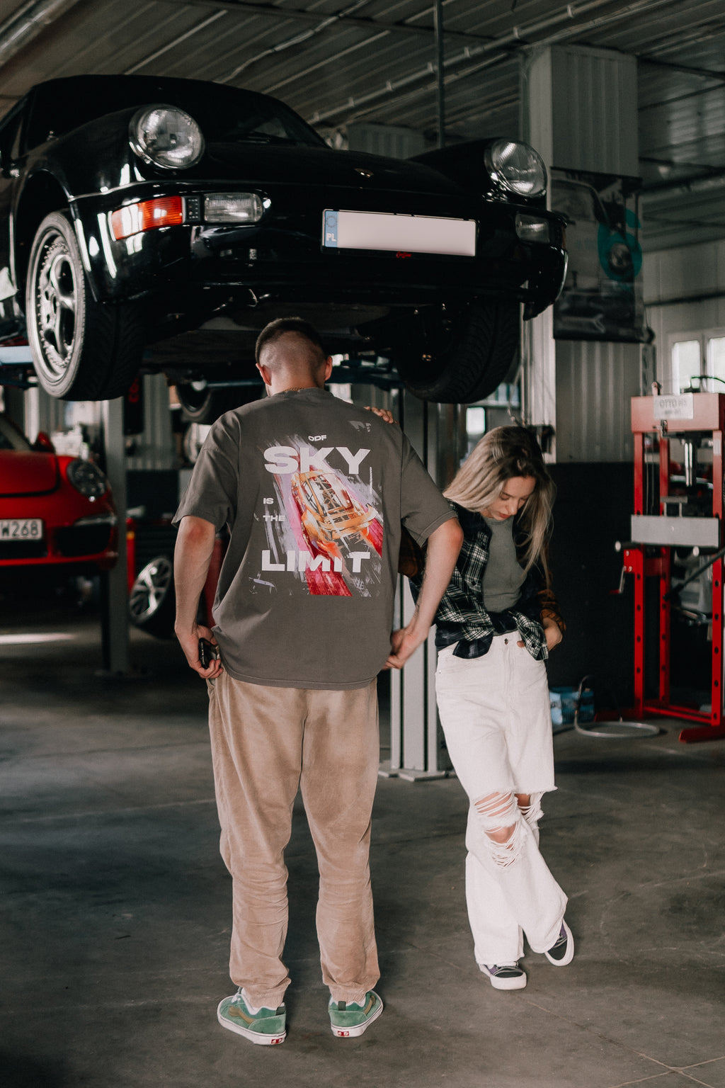 T-shirt "Sky Is The Limit" Stone Grey